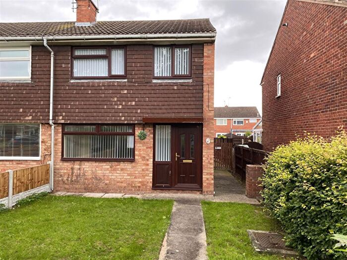 3 Bedroom Semi-Detached House To Rent In Tudor Green, Chester, CH1