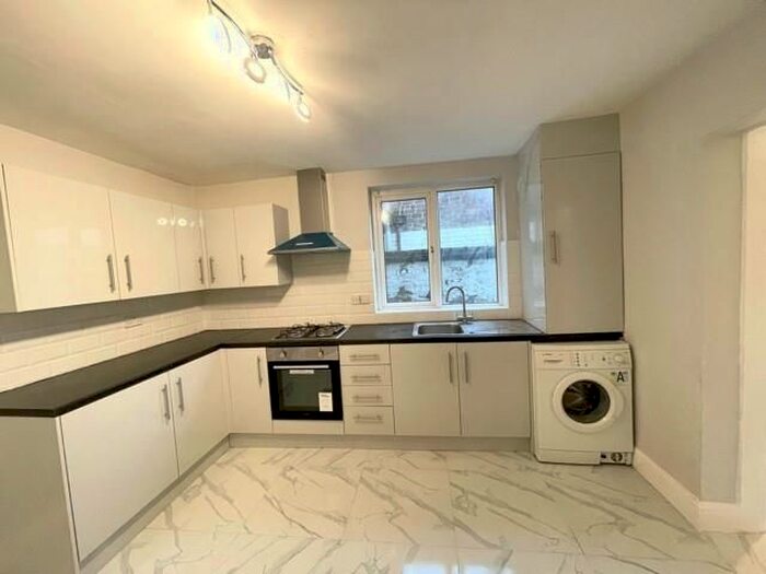 5 Bedroom Property To Rent In Eaton Road, West Derby, Liverpool L12