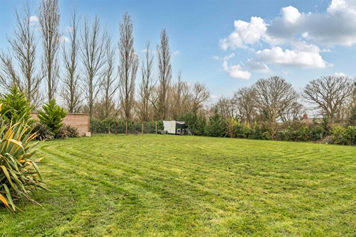 Land For Sale In Twynhams Hill, Shirrell Heath, SO32