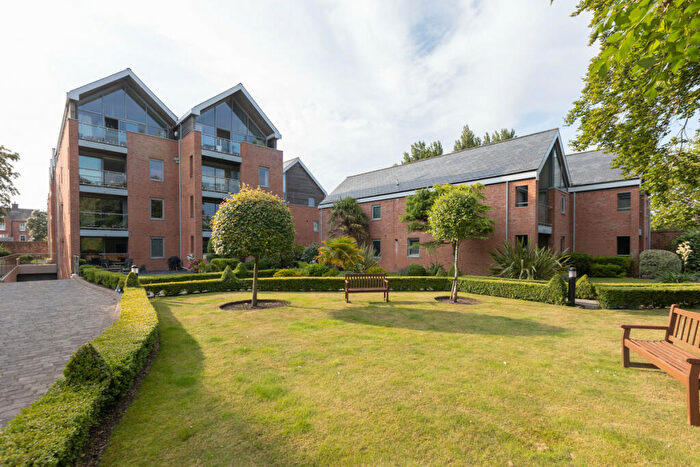 2 Bedroom Apartment For Sale In Fairlawn Road, Lytham St. Annes, FY8