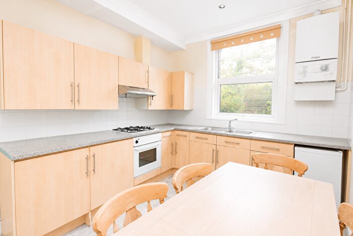 2 Bedroom Flat To Rent In Belvedere Buildings, London Bridge, SE1