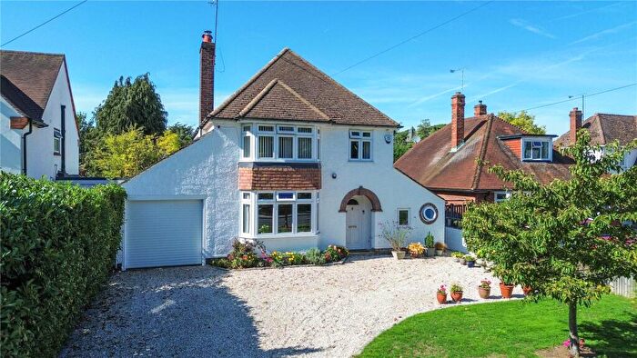 3 Bedroom Detached House For Sale In Church Road, Earley, Reading, Berkshire, RG6