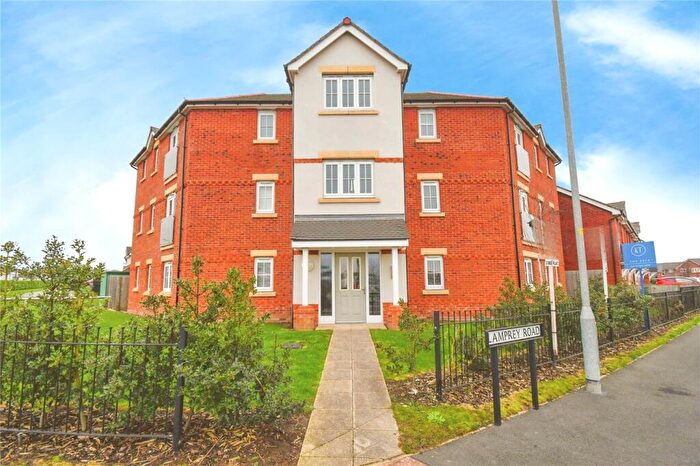 2 Bedroom Flat For Sale In Lamprey Road, Ellesmere Port, Cheshire, CH66