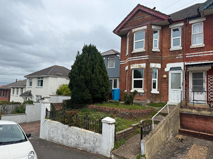 4 Bedroom Semi-Detached Bungalow To Rent In Horning Road, Branksome, Poole, BH12
