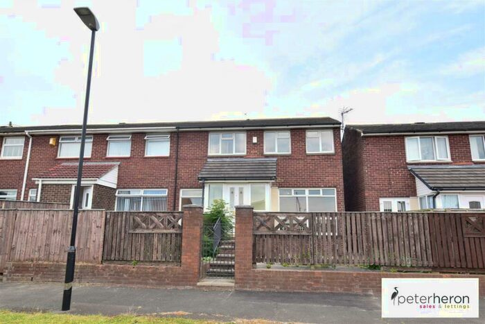 3 Bedroom Link Detached House To Rent In Wendover Close, Witherwack, Sunderland, SR5