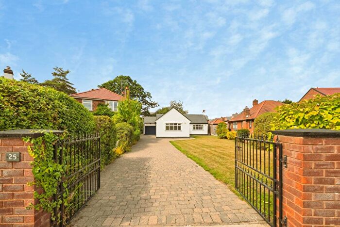 2 Bedroom Bungalow For Sale In Brancote Gardens, Bromborough, Wirral, Merseyside, CH62