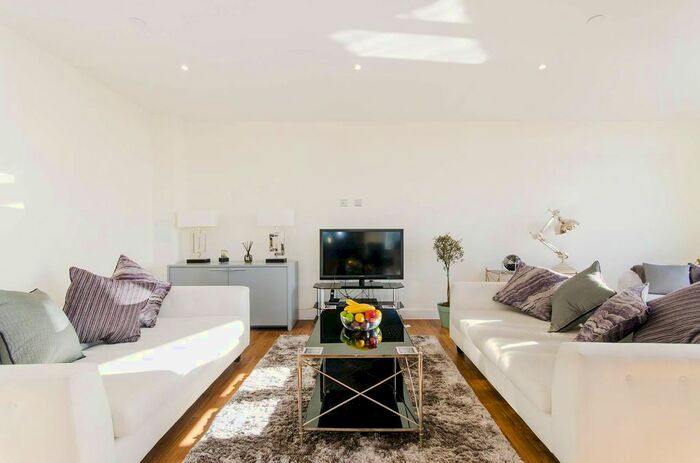 3 Bedroom Flat To Rent In Hatton Road, Alperton, Wembley HA0