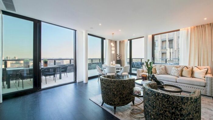 3 Bedroom Flat To Rent In The Residence, Nine Elms, SW8