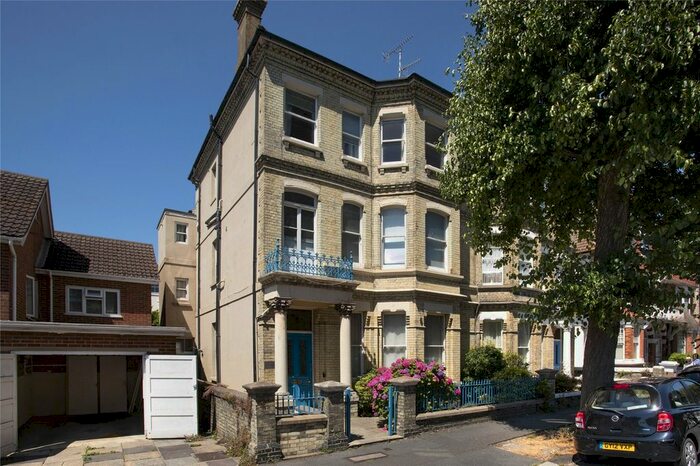 Studio To Rent In Norton Road, Hove, East Sussex, BN3