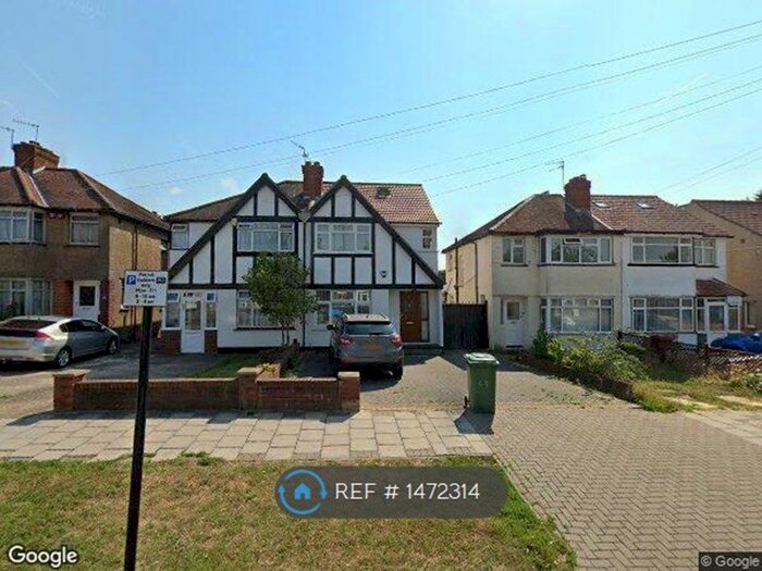 4 Bedroom Semi-Detached House To Rent In Tintern Way, Harrow, HA2
