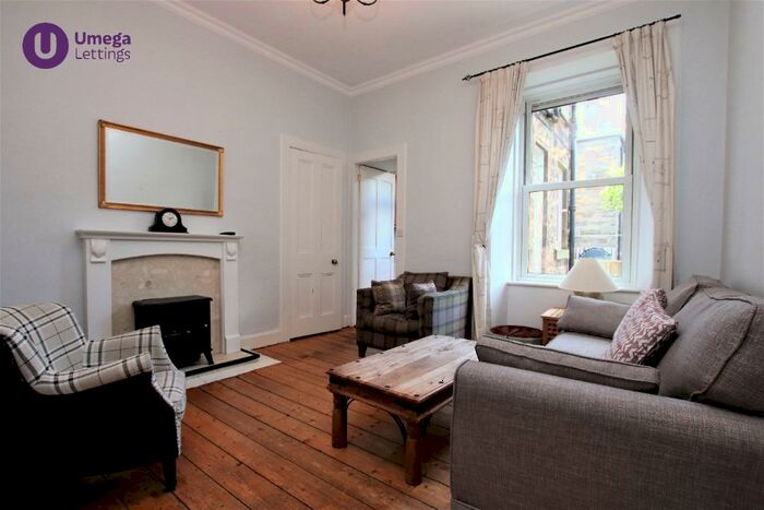 2 Bedroom Flat To Rent In Ashley Terrace, Shandon, Edinburgh, EH11