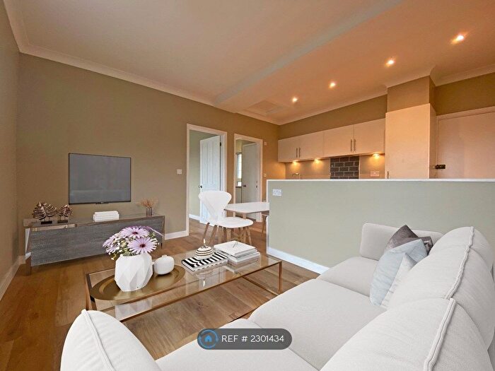 1 Bedroom Flat To Rent In Anchor House, Barnstaple, EX31