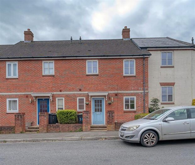 3 Bedroom Terraced House For Sale In Allen Road, Shaftesbury, SP7