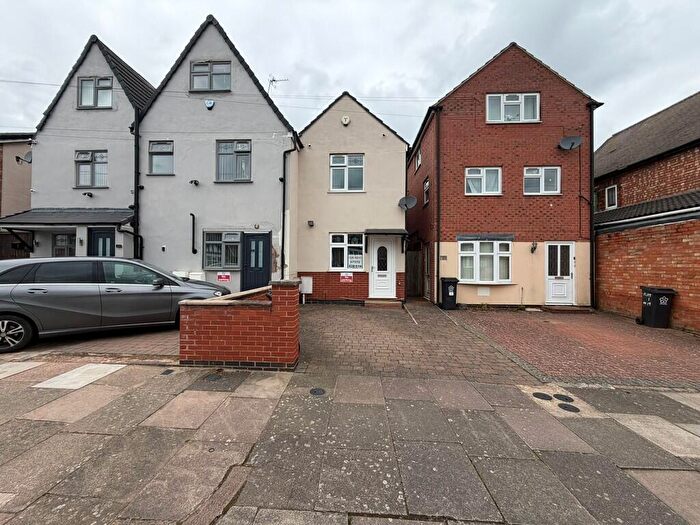 2 Bedroom Semi Detached House To Rent In Roundhay Road, Rowley Fields, Leicester, LE3