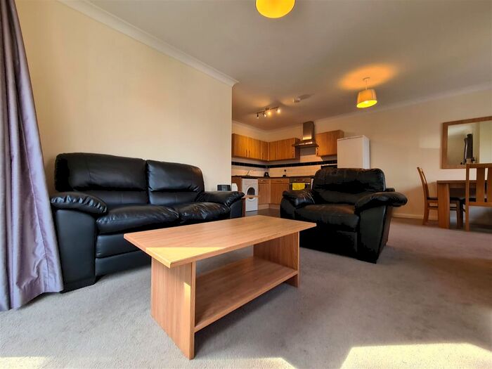 2 Bedroom Flat To Rent In Abbeyfields, Peterborough, PE2