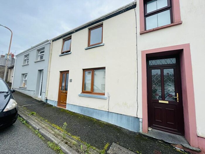 2 Bedroom House To Rent In Neyland, SA73