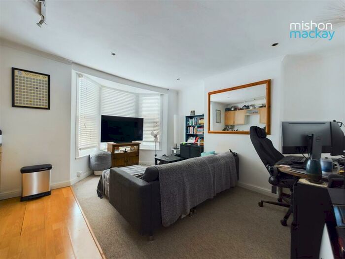 1 Bedroom Apartment To Rent In Westbourne Street, Hove, BN3
