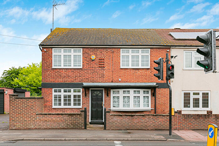 4 Bedroom Semi-Detached House For Sale In Woodham Lane, New Haw, Addlestone, Surrey, KT15