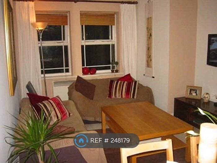 1 Bedroom Flat To Rent In Stott Close, London, SW18