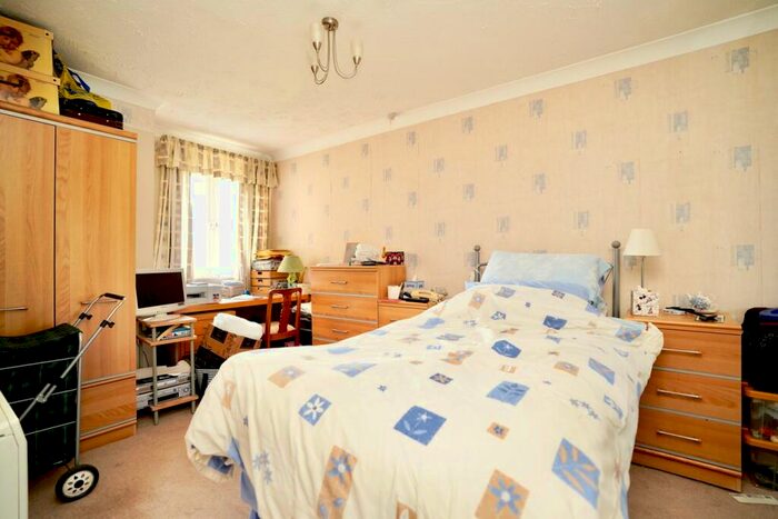 1 Bedroom Apartment For Sale In George Street, Huntingdon, PE29