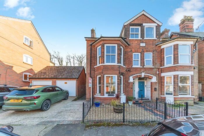 5 Bedroom Semi Detached House For Sale In Gippeswyk Road, Ipswich, IP2