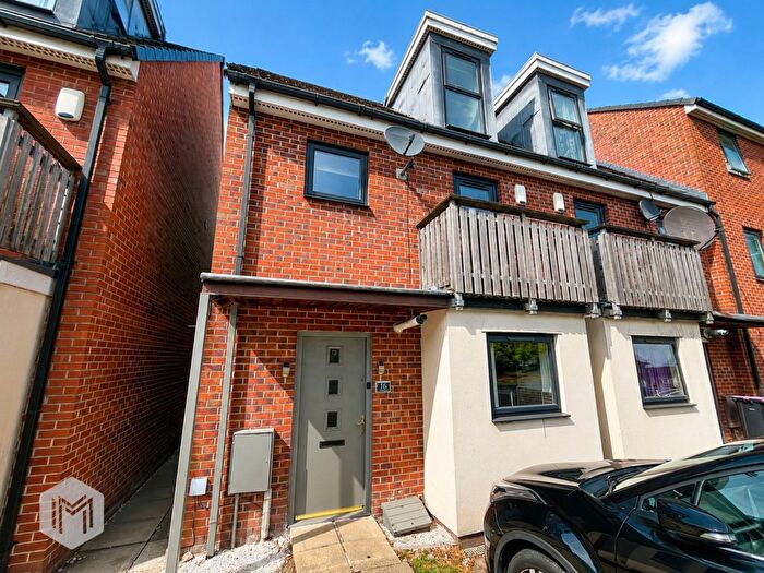 3 Bedroom End Of Terrace House For Sale In Queensway, Swinton, M27