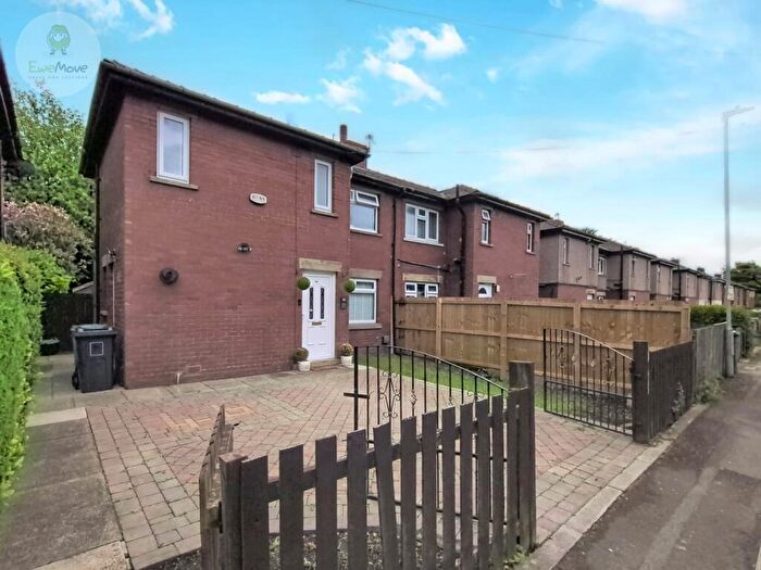 2 Bedroom Semi-Detached House For Sale In Shirley Parade, Gomersal, Cleckheaton, West Yorkshire, BD19