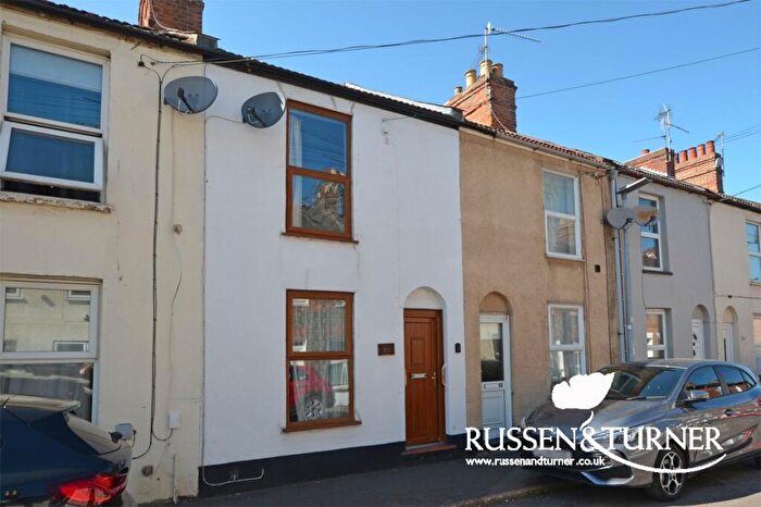 3 Bedroom Terraced House For Sale In Investment Opportunity On Lansdowne Street, PE30