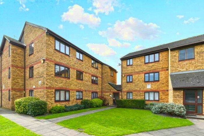 1 Bedroom Flat To Rent In Abbey Lane, Stratford, E15