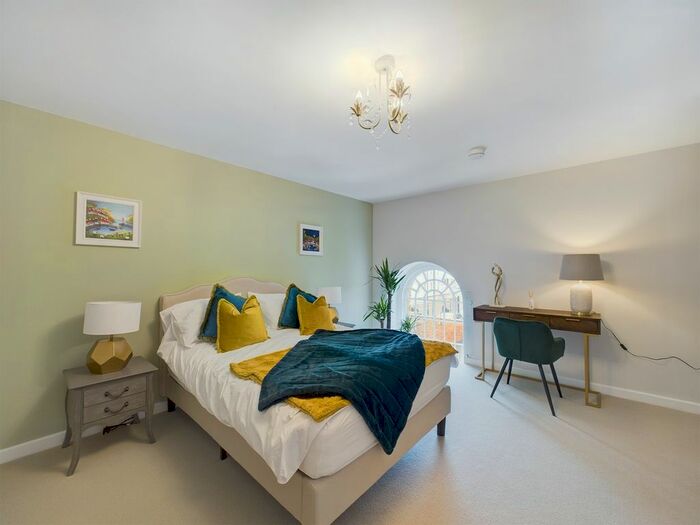 1 Bedroom Flat To Rent In Wesley House, St George's Street, Cheltenham, GL50