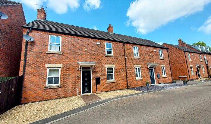 4 Bedroom Semi Detached House For Sale In Holloway Avenue, Bourne, PE10