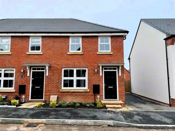 3 Bedroom House To Rent In Merlin Gate, Newent, GL18