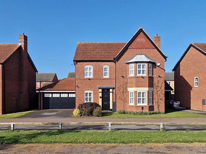 4 Bedroom Property For Sale In Daffodil Close, Loughborough, LE11