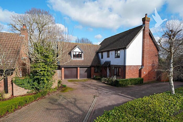 5 Bedroom Detached House For Sale In The Warrens, Wickham Bishops, Witham, CM8