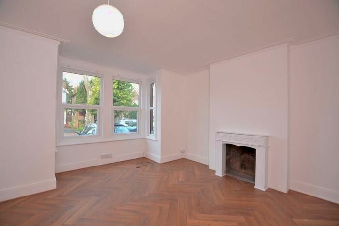 2 Bedroom Maisonette To Rent In Staines-Upon-Thames, Surrey, TW18