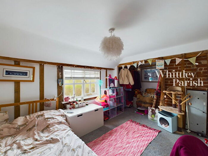 3 Bedroom Cottage For Sale In The Street, Hepworth, IP22
