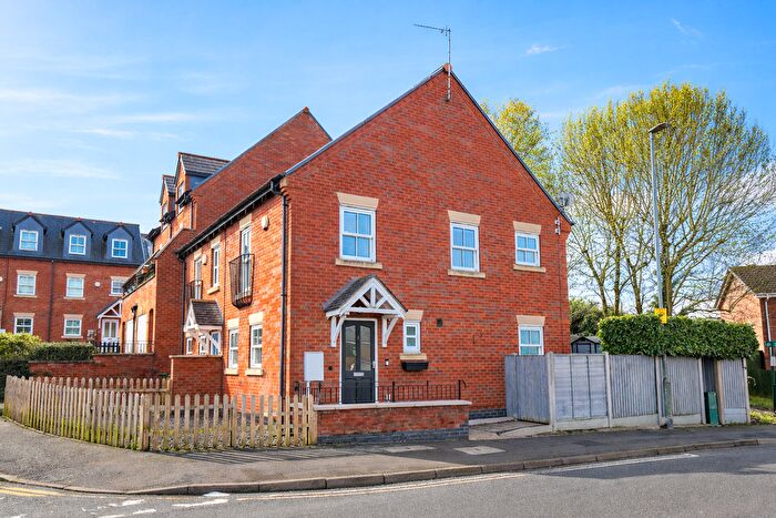 3 Bedroom End Terrace House For Sale In Underwood Court, Glenfield, Leicester, LE3