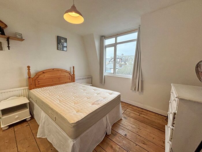 1 Bedroom Flat To Rent In Flat, North Marine Road, Scarborough, YO12