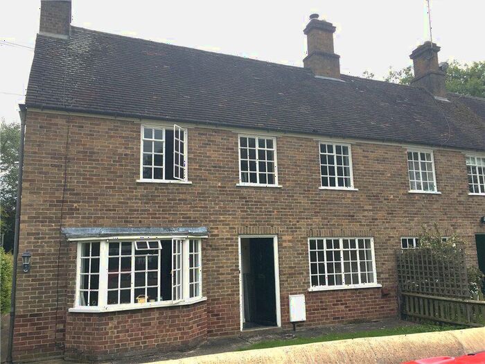 3 Bedroom Semi-Detached House To Rent In St. Botolphs Green, Elton, PE8