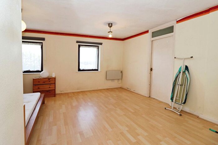 1 Bedroom Flat For Sale In Gloucester Road North, Filton, Bristol, Gloucestershire, BS34