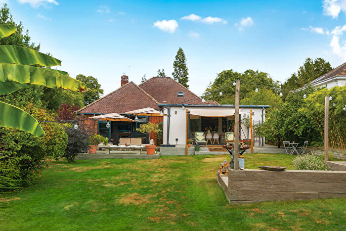 4 Bedroom Detached Bungalow For Sale In Main Road, Winchester, SO22