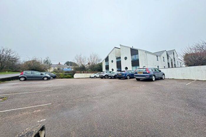 2 Bedroom Flat To Rent In Longstone Hill, St. Ives, TR26