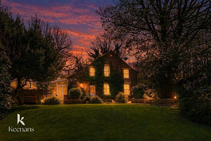 4 Bedroom Detached House For Sale In Stockclough Lane, Feniscowles, Blackburn, BB2