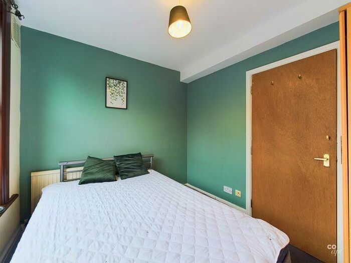 3 Bedroom Terraced House To Rent In Stanmer Villas, Brighton, BN1