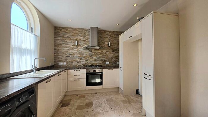 3 Bedroom House To Rent In Sheppy Place, Gravesend, DA12