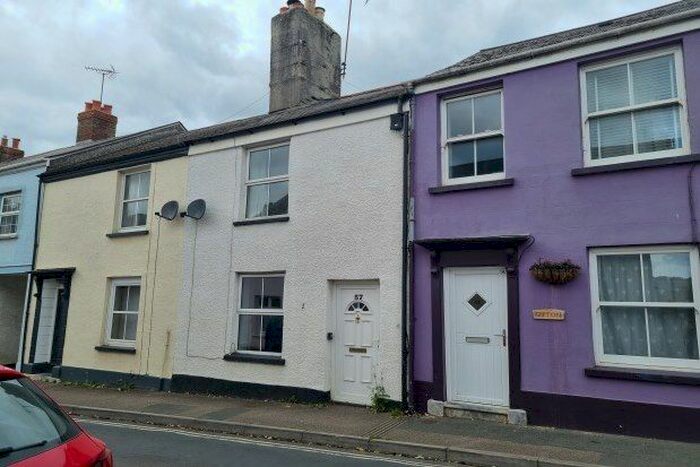 3 Bedroom Property To Rent In New Exeter Street, Newton Abbot, TQ13