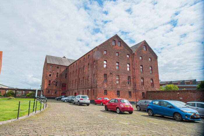 1 Bedroom Flat To Rent In Apartment Lister Court, HU1