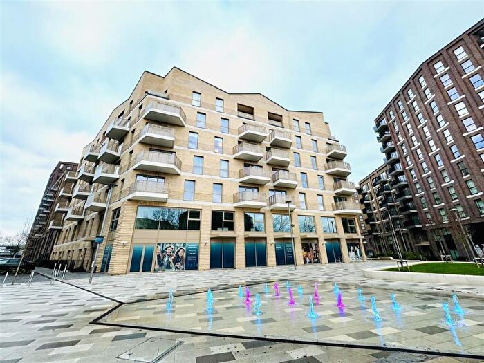 2 Bedroom Flat For Sale In Palmer Street, Reading, RG1