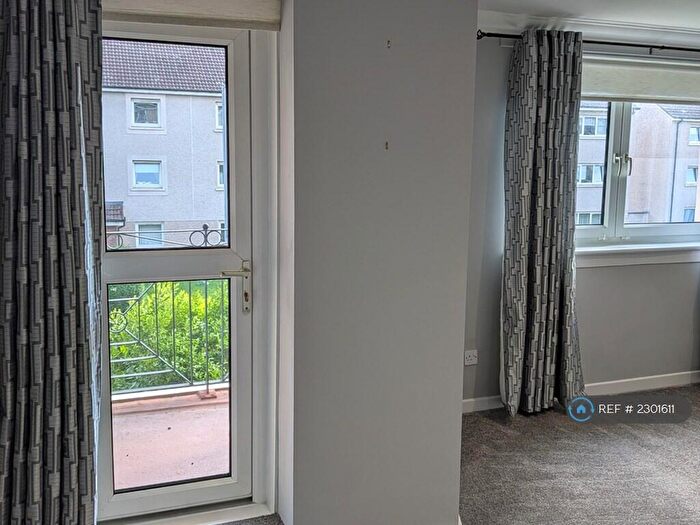 2 Bedroom Flat To Rent In Drumry Road East, Glasgow, G15