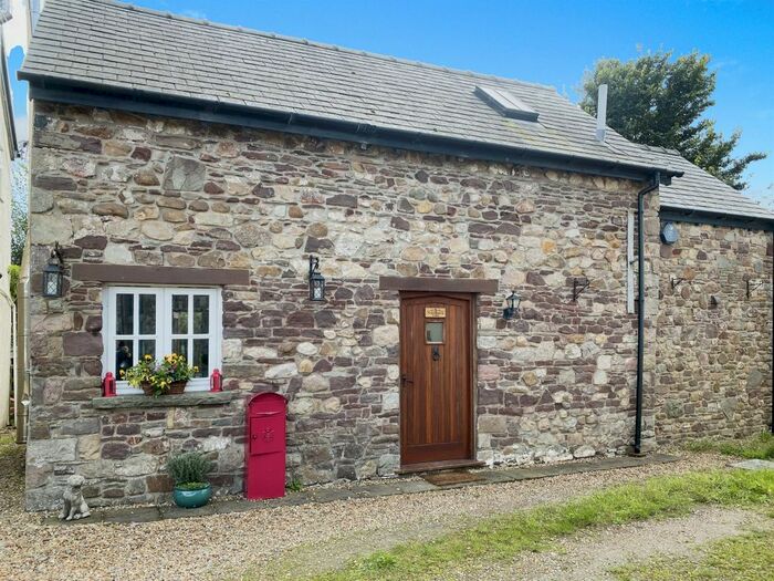 2 Bedroom Barn Conversion For Sale In Tyn-Y-Brwyn Farm, Coedkernew, Newport, NP10